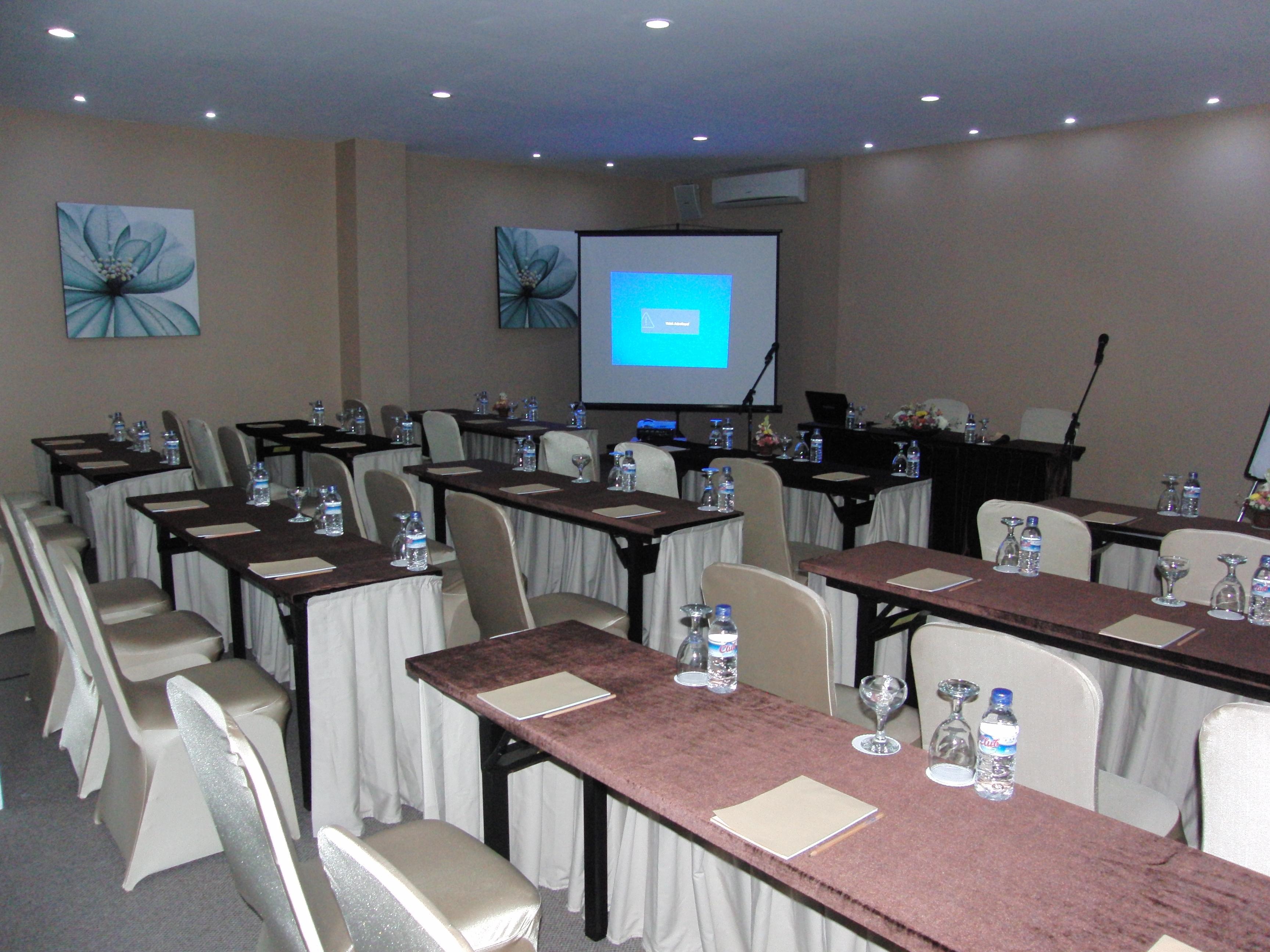 Umalas Hotel & Residence Seminyak Buitenkant foto