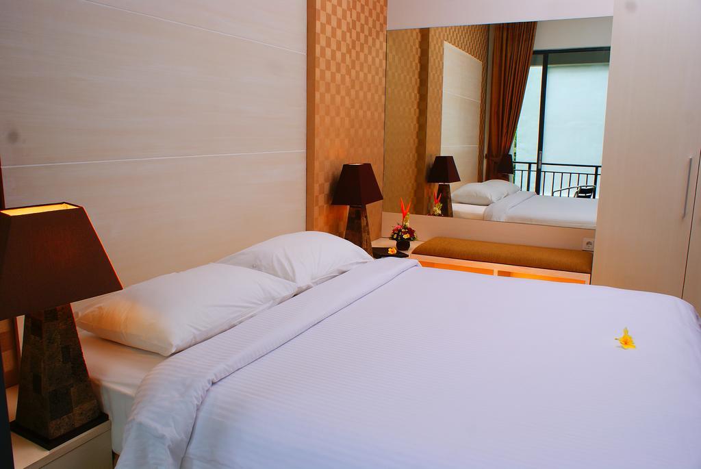 Umalas Hotel & Residence Seminyak Buitenkant foto